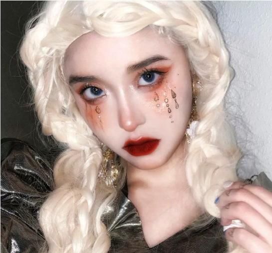 女生想让鼻子“越来越挺”,常做这“3动作”,校花也甘拜下风!