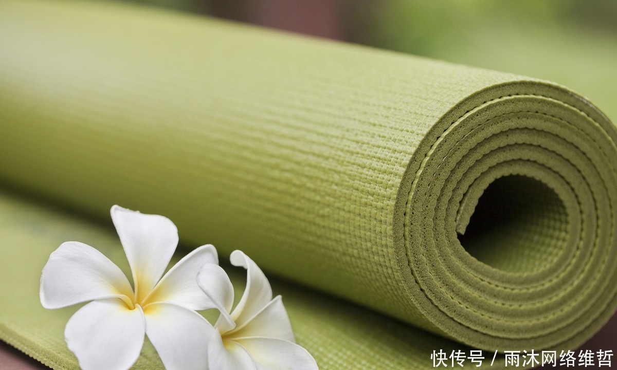 再也|床单总是往下跑怎么办?教你几个防滑小妙招,再也不用每天铺床