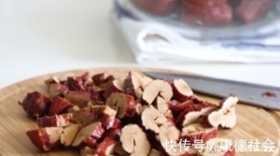 红糕|女生多吃“2红糕”,不用烤箱不用油炸,简单蒸一蒸,营养又健康