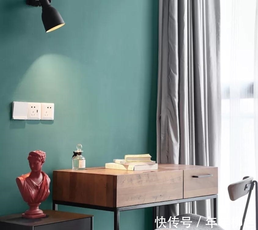 全屋|小户型别再瞎装!如今流行“不买”餐桌,隔墙改玻璃隔断,太实用