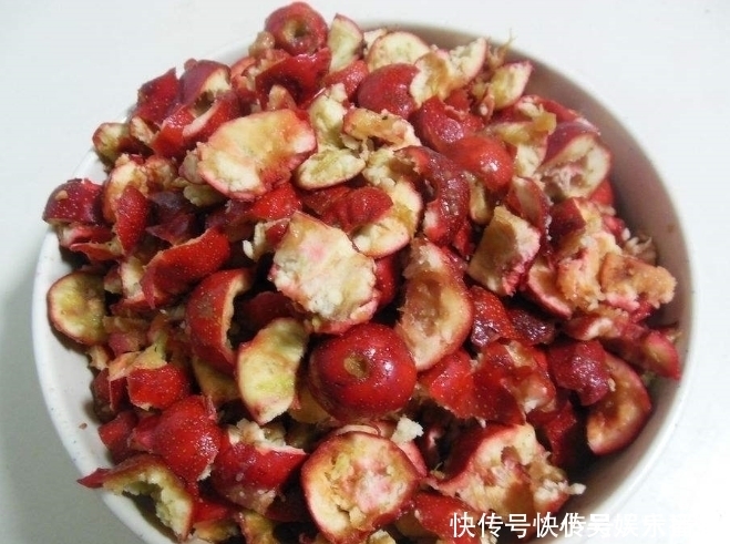 山楂|蘋果加它一起喝，促進體內油脂排出，加快新陳代謝，盡量延緩衰老