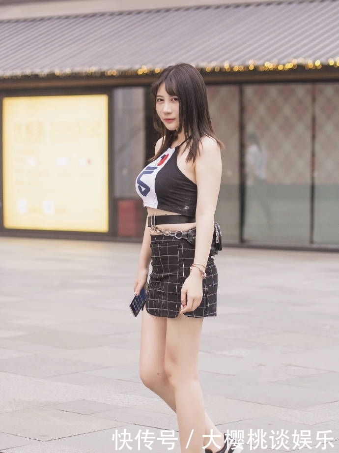 微胖女孩|“肉肉”女孩穿得好也可以很美,轻松驾驭紧身衣