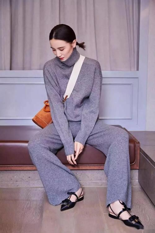 阔腿裤又升级了，今年流行这样款式，高级显瘦！