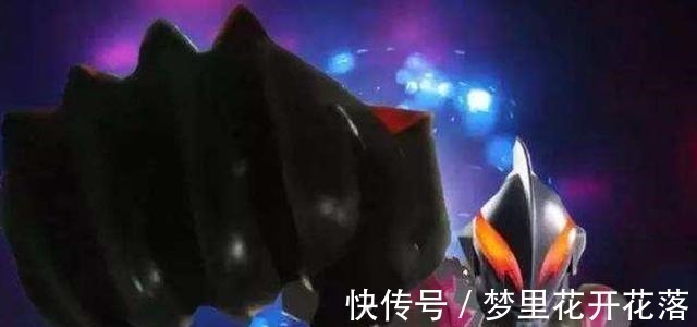 拳头|奥特曼变身时,为什么拳头比身子大很多网友为什么要毁我童年