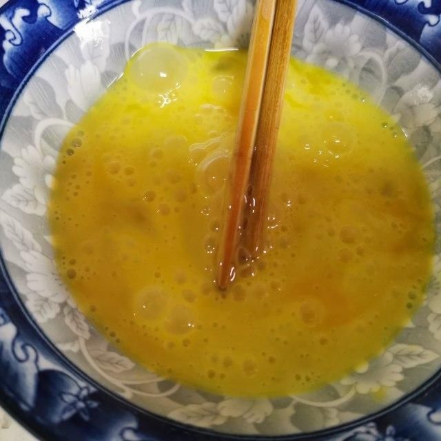 婴儿辅食 |虾仁蒸蛋，鲜香滑嫩，美味有营养！