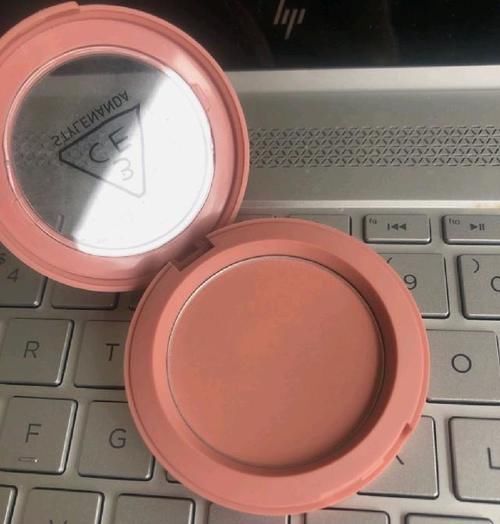 有哪些平价好用的腮红推荐，适合女孩~吃土