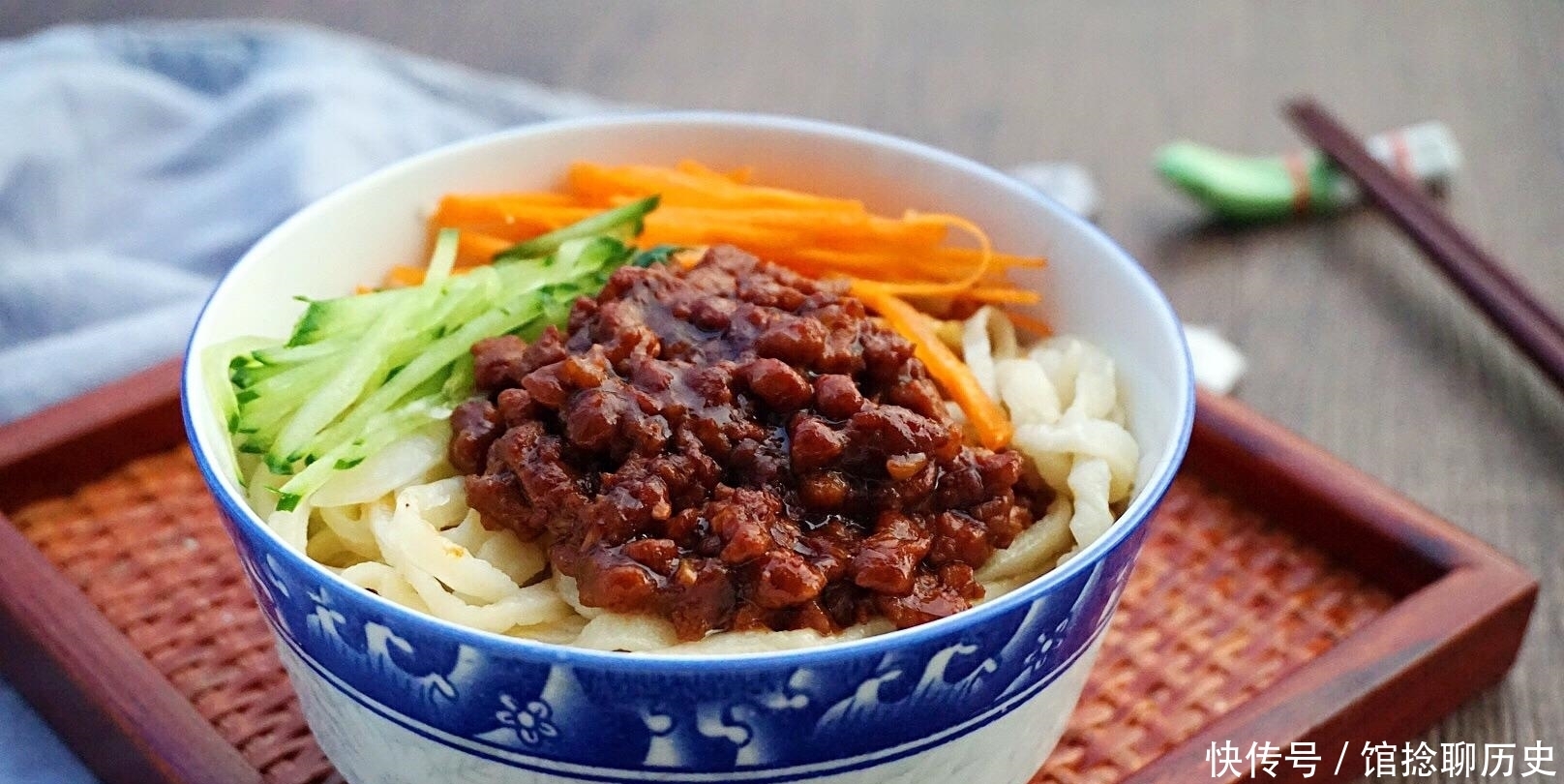 分享3种炸酱面的做法,前2种家喻户晓,第3种很多人没吃过