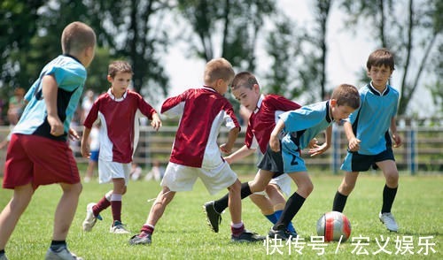 家长|孩子进入身高猛涨期,家长督促娃做到“7充足”,身高多长几厘米