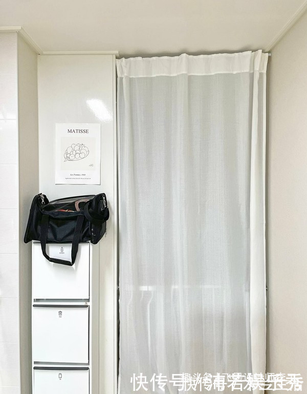 一字型|结束3年合租生活,买下33㎡公寓一人独居,巴掌大空间却五脏俱全