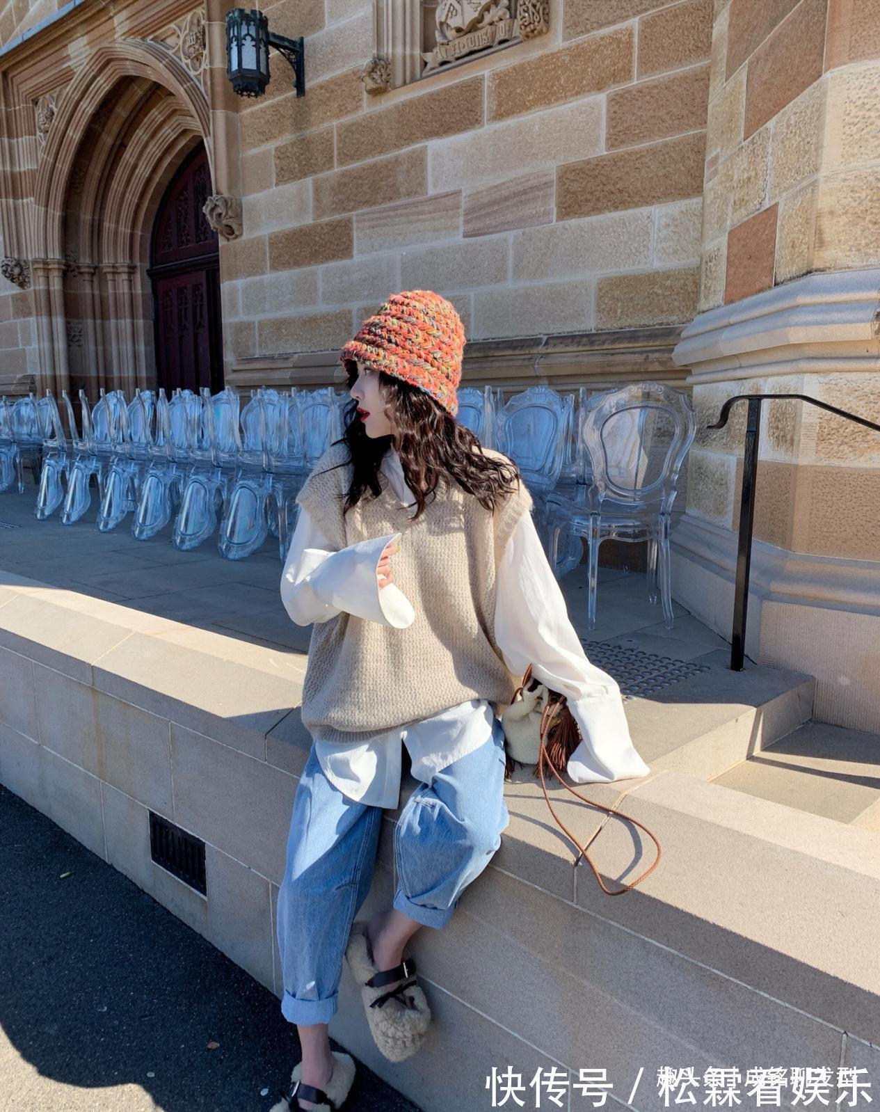 穿衣风格 衬衫的穿搭太单一搭配毛衣马甲时尚感大增,减龄洋气又有个性