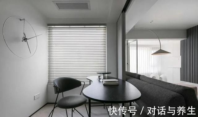 孔雀绿|都市女性的家,98㎡黑白灰中穿插孔雀绿和淡粉色,成熟又少女!