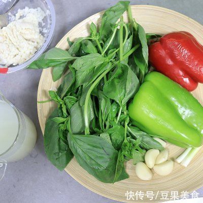 三杯鸡|这道#夏日开胃餐# 台式三杯鸡，我一年四季都想吃