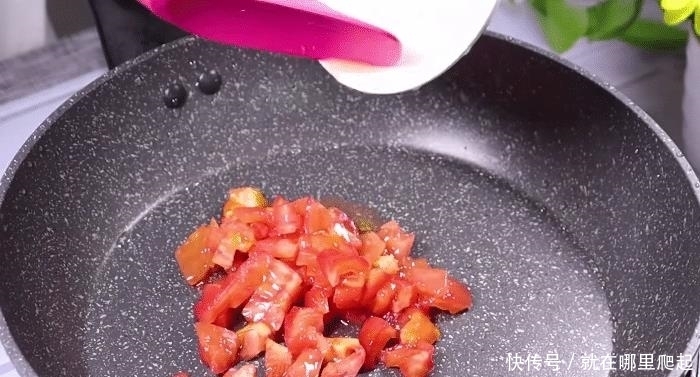  不错|简单好吃的儿童鲜蔬烩面，软烂鲜香，营养美味，不错的育儿美食