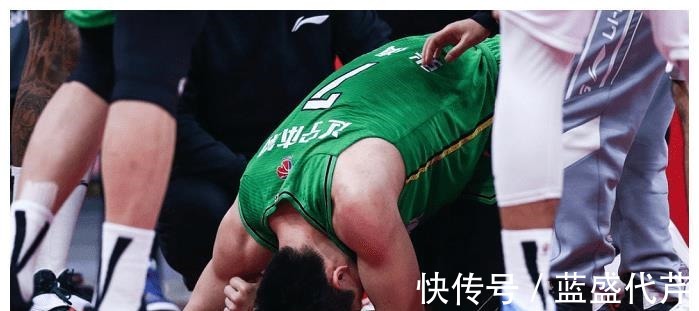 nc张镇麟迎23岁生日!辽篮祝福太暖心,有望成中国男篮领军人物!