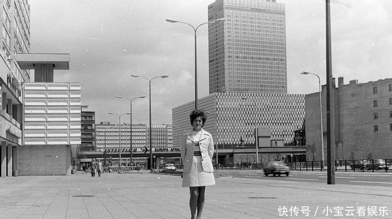 冷战|冷战期间东柏林的样子是什么?城市完全模仿苏联,处处是雕像