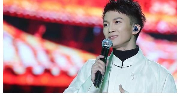 《offer3》聚焦医学生，毛不易周深吴磊做观察员，其实他也很适合