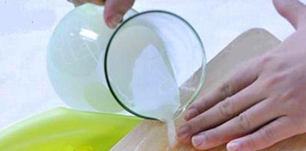 淘米水别再倒掉了,教你5个小窍门,一年省下几百块,太实用了