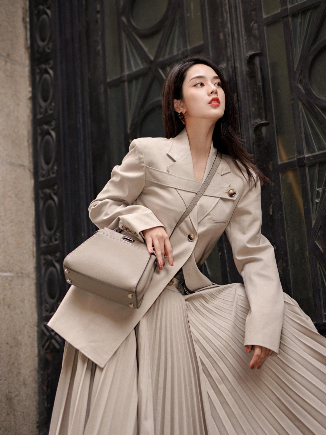 造型感 冬天穿西装太沉闷单调?看看这些穿搭造型,简约干练又有个性