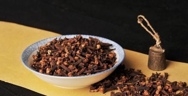 溃疡病|胃癌不是悄无声息,一旦上厕所发现一种“异常”,是胃癌