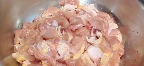 最近我家迷上了吃它，一腌一炒，焦香美味下饭，越吃越想吃，解馋