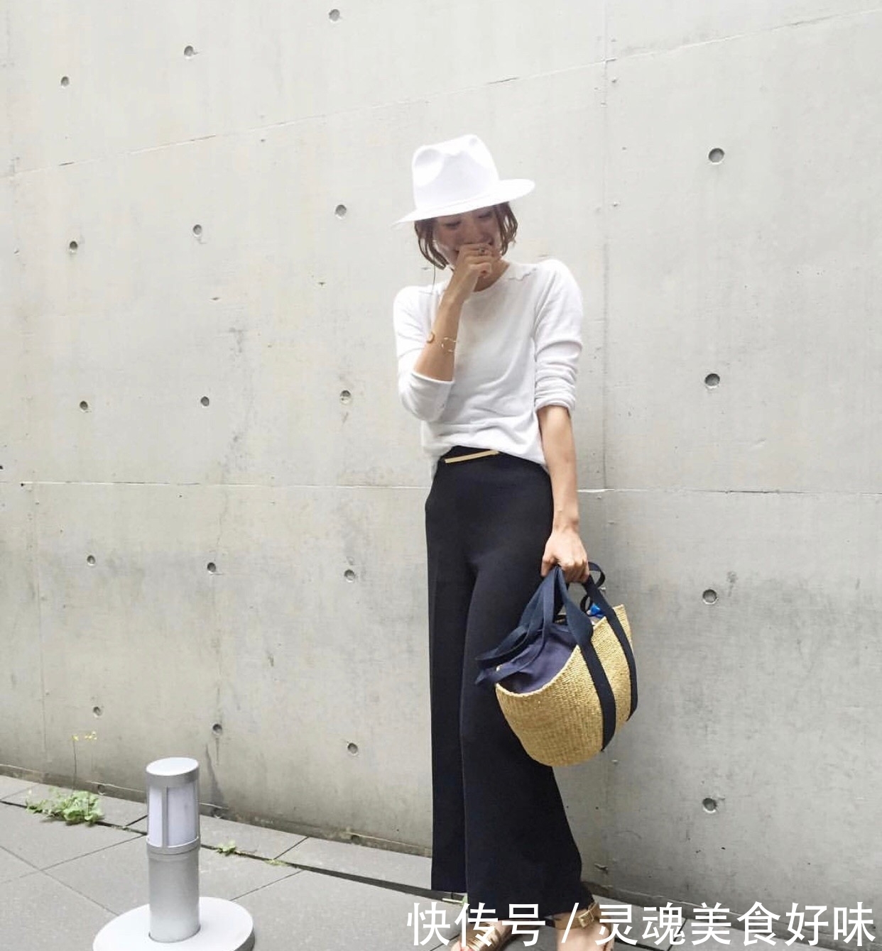 开春时髦精都在穿什么裤子?18套精致时髦搭配告诉你!