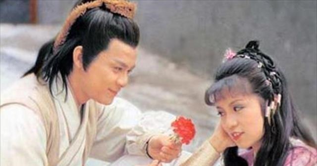 黄蓉#郭靖第一次请黄蓉吃饭,花费了19两7钱4分,相当于如今多少钱?