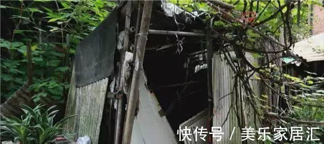 老房子|惨遭丈夫抛弃，单亲妈妈挤15㎡娘家靠父母养，让1岁宝宝睡地板！