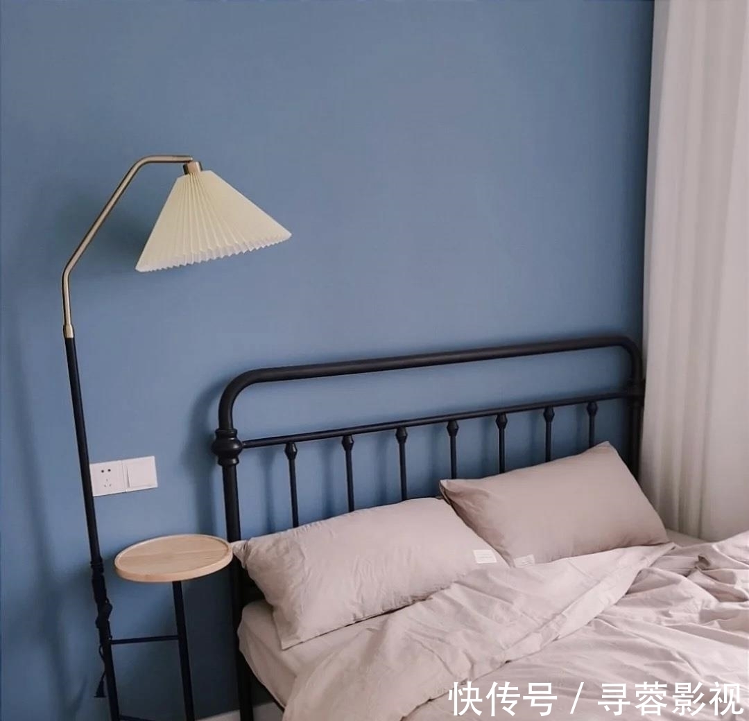 洗手柜|看到她家装修后,我确定:“穷装”也能装出温暖而治愈人心的家