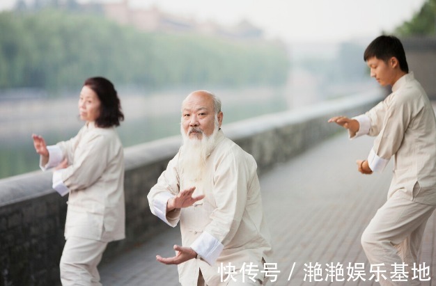 是真的吗|“吃太饱死得早，少吃点更长寿”？是真的吗？科学的靠谱解释来了