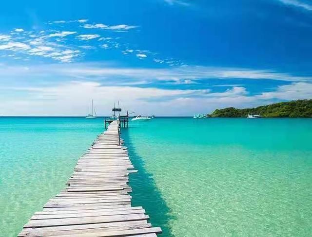 蓬莱#海滩诗词27首十里长滩云水阔,千堆雪浪玉生烟