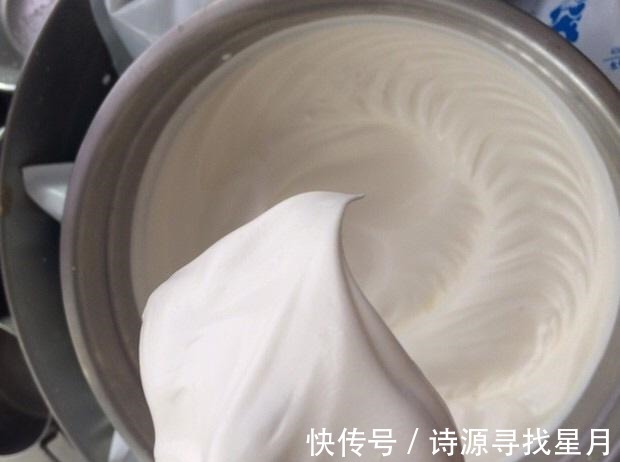 低筋面粉|经典港式甜品——芒果班戟，没有烤箱也能做，香甜软滑超好吃！