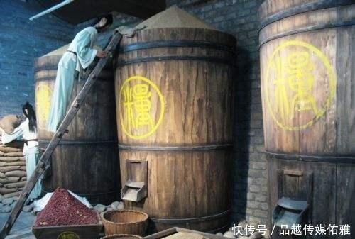 还仓|花甲葬礼与六十还仓,到60岁就活埋的是哪个朝代?是否是真事?