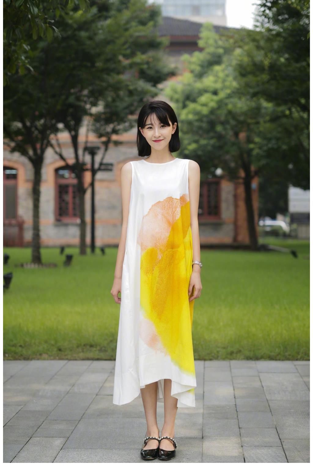 穿搭|鞋子不要瞎买，有这几双“拖鞋”就够了，舒适洋气又百搭，很实穿