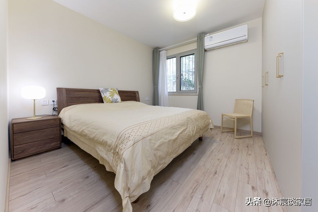 实用|她家不做吊顶也不做背景，不断给空间“减负”，真是越简单越好看