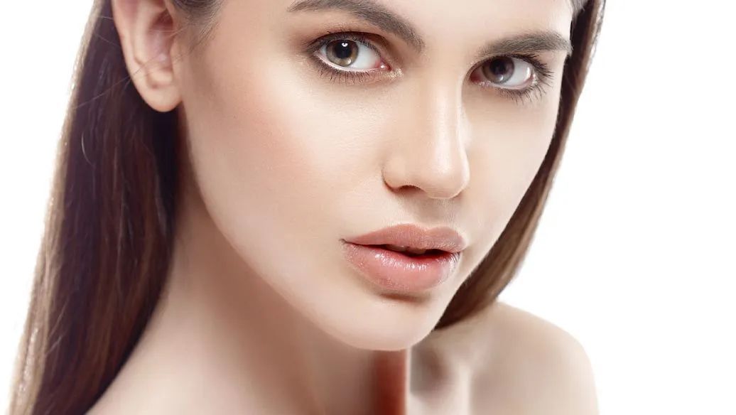 特点|耳软骨(自体)隆鼻的7个特点丨科普篇