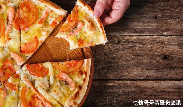 美味蛋挞+火腿披萨,即能当零食也能当饭,比外面买着实惠还卫生