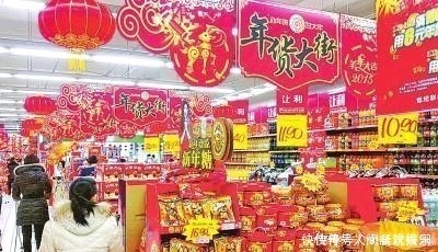 民警|4岁女孩在商场和父母走散,当她说出爸爸名字后,民警笑翻了