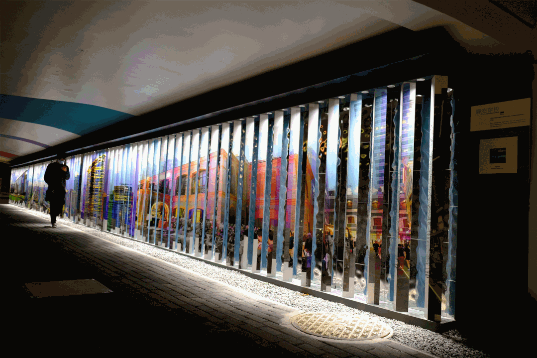 中年|时空隧道、光与夜之街……这段静安区超美滨江大道亮灯啦