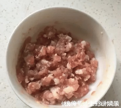 瘦肉|最近我家迷上了这道菜，比韭菜都要鲜，吃起来香甜脆嫩，堪称美味