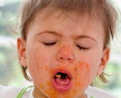 吸入物|3个月婴儿突发肺气肿送急救,医生查出原因后连摇头无知坑娃