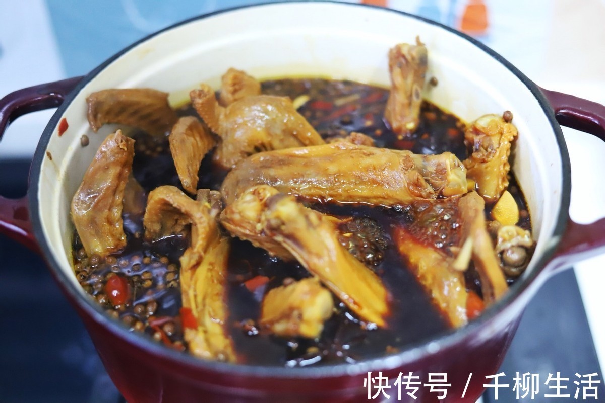 家常版|家庭版周黑鸭做法,自己做口味能调试,比买的还受欢迎