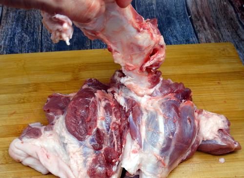 年夜菜谱：酱肘花正宗做法，秘方详细操作简单，醇香筋道没腥味