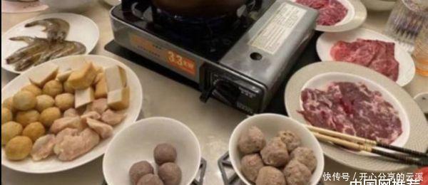 食材|霍启刚晒最新动态,一家七口吃火锅,食材简朴符合低调风格