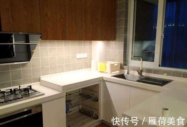 垃圾桶|家庭主妇:厨房地柜不要全打满,空一格更实用!后悔我家装太早了