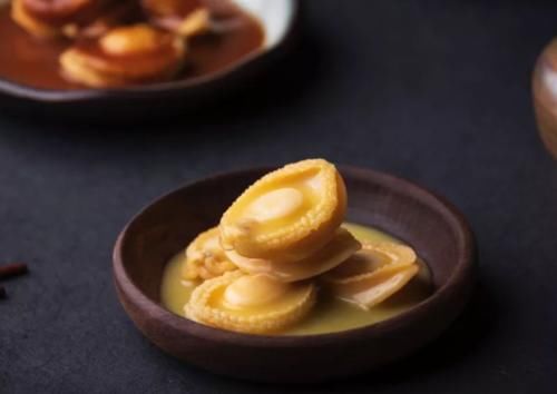 食物|女性适合常吃三种食物，脸要穷养、身要娇养，好处多多