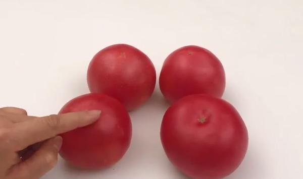 开水|西红柿去皮别再用开水烫了，教你一招，快速去皮不流汁，省时省力