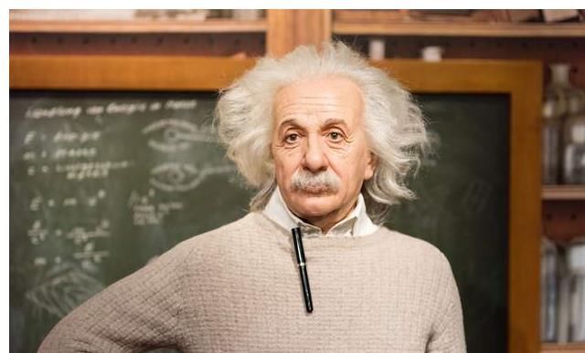 罗巴切夫斯基|平行线可以相交吗?数学家给出证明结果,却被当成了“异类