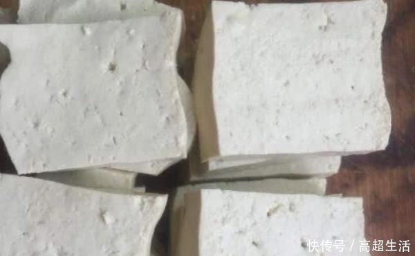 补充雌激素|女人别太节俭,多吃4种“零嘴”,补充雌激素,60岁也不显老