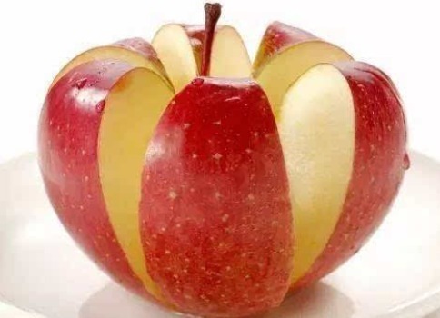 食用禁忌|人倒下的不是病，而是无知！吃完苹果切莫碰此物，很多人不清楚！
