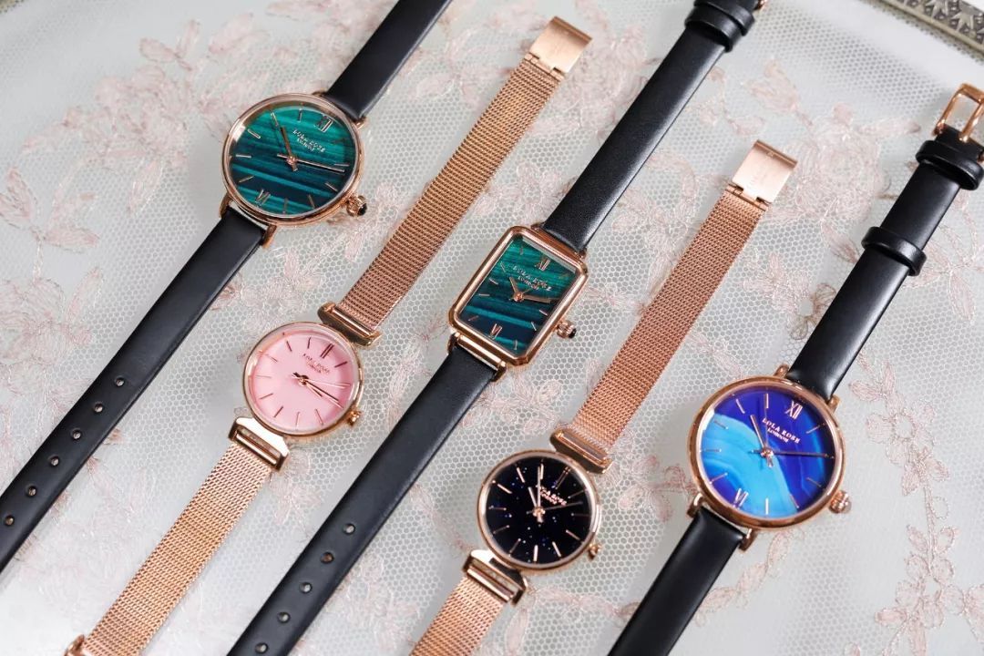 孔雀石|时间的魅力，有时就在你的手腕